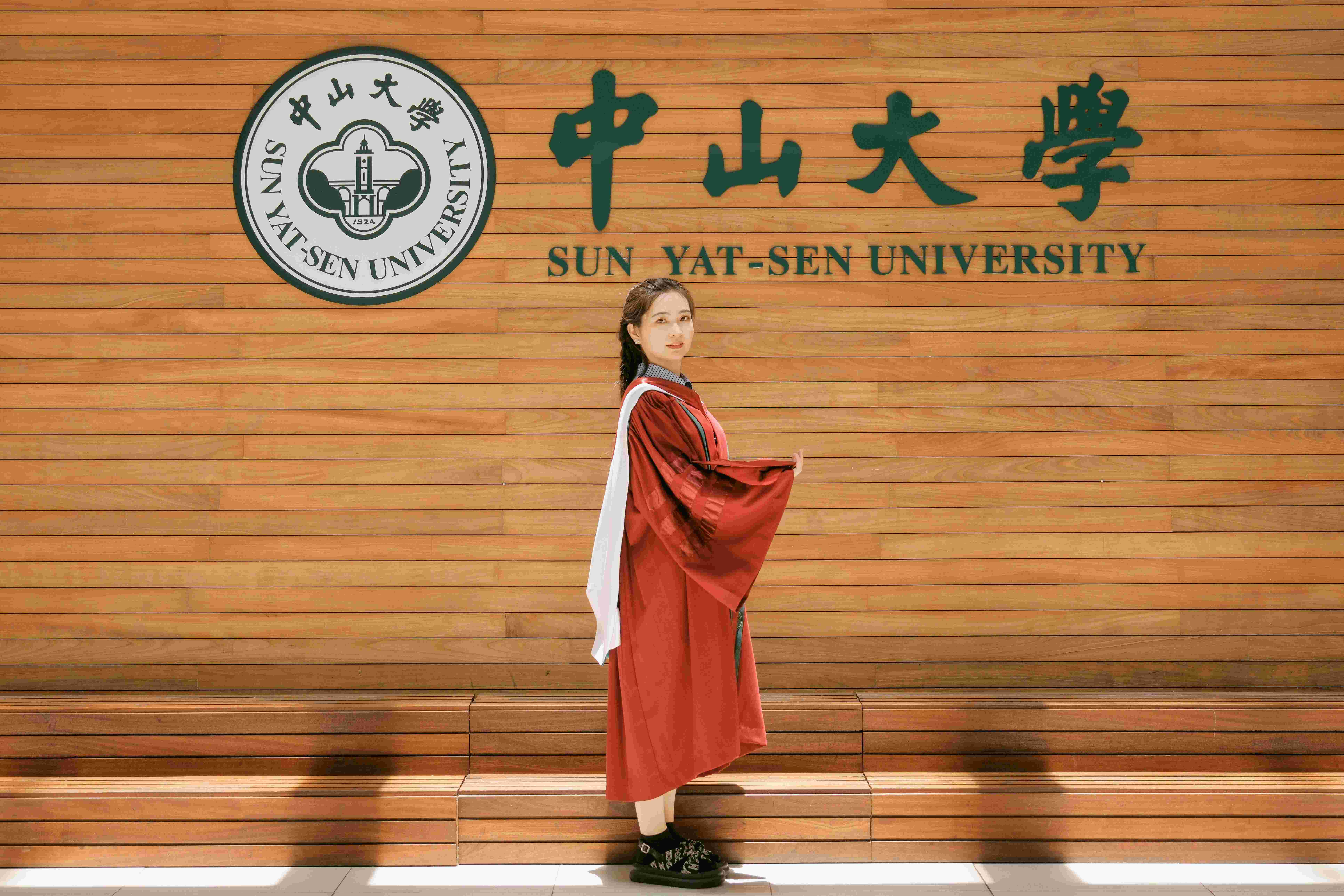 张若楠(1)(1)(1).jpg