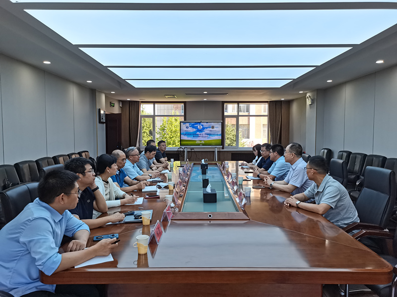 6 与兰州生物制品研究所有限责任公司召开合作协议签署会议_副本.jpg 6 与兰州生物制品研究所有限责任公司召开合作协议签署会议_副本.jpg